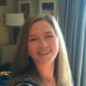 Meet your Posher, Kelli